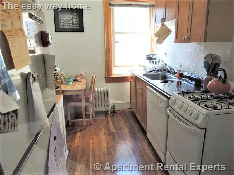 1 bed, 1 bath apartment for rent at 97 Hancock St Unit 4, Central Square — photo 1 of 8