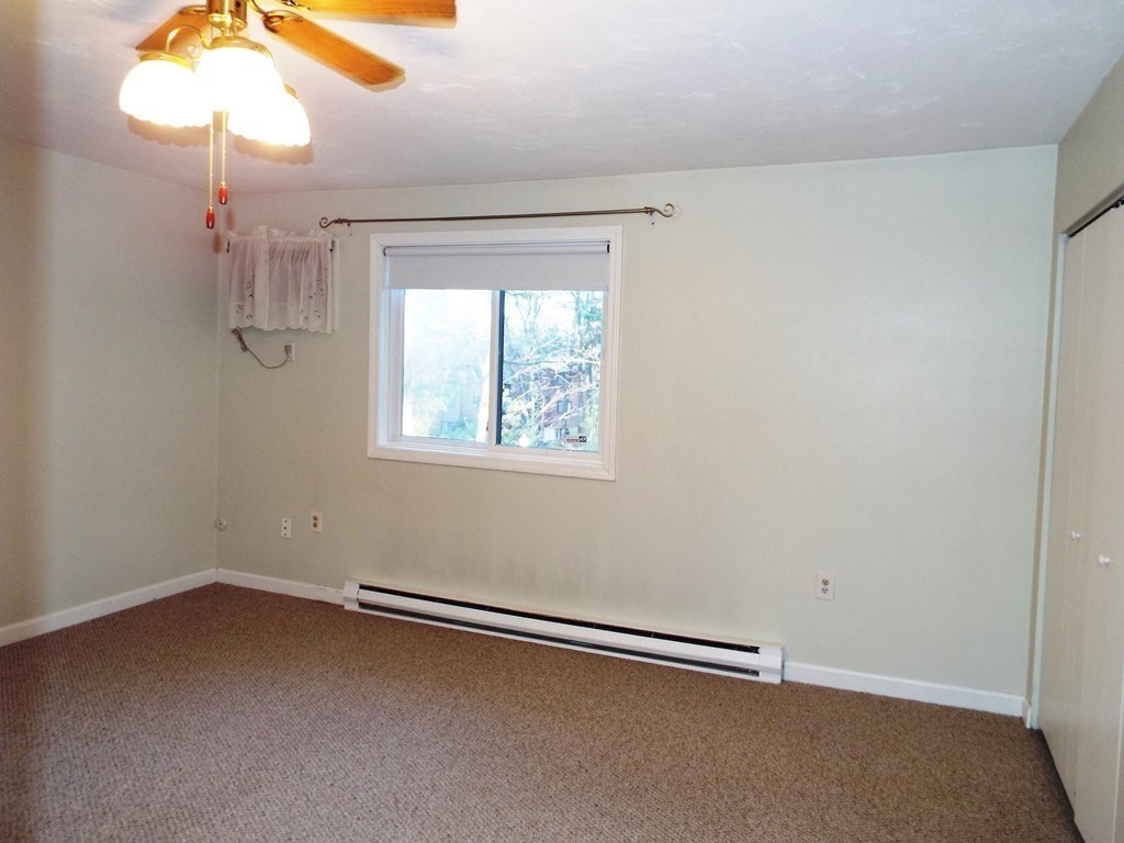 2 bed, 1 bath apartment for rent at 97 Highwood Dr Unit 97, Franklin — photo 5 of 9