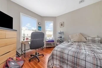 6 bed, 3 bath apartment for rent at 97 Hillside St Unit 3, Mission Hill — photo 11 of 17
