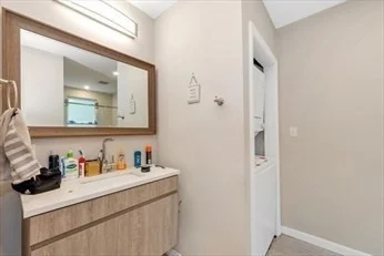 4 bed, 2 bath apartment for rent at 97 Hillside St Unit A, Mission Hill — photo 11 of 27