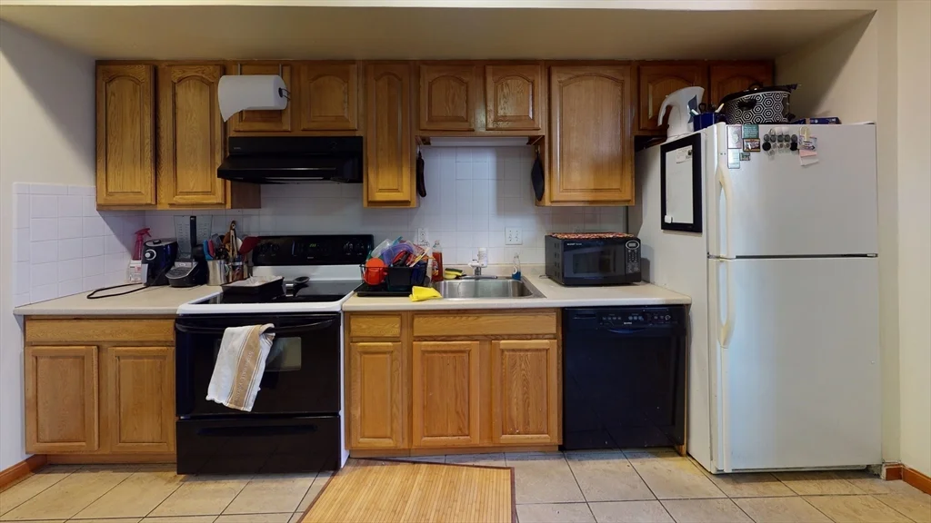 2 bed, 2 bath apartment for rent at 97 Hudson St Unit 1, East Boston — photo 2 of 8