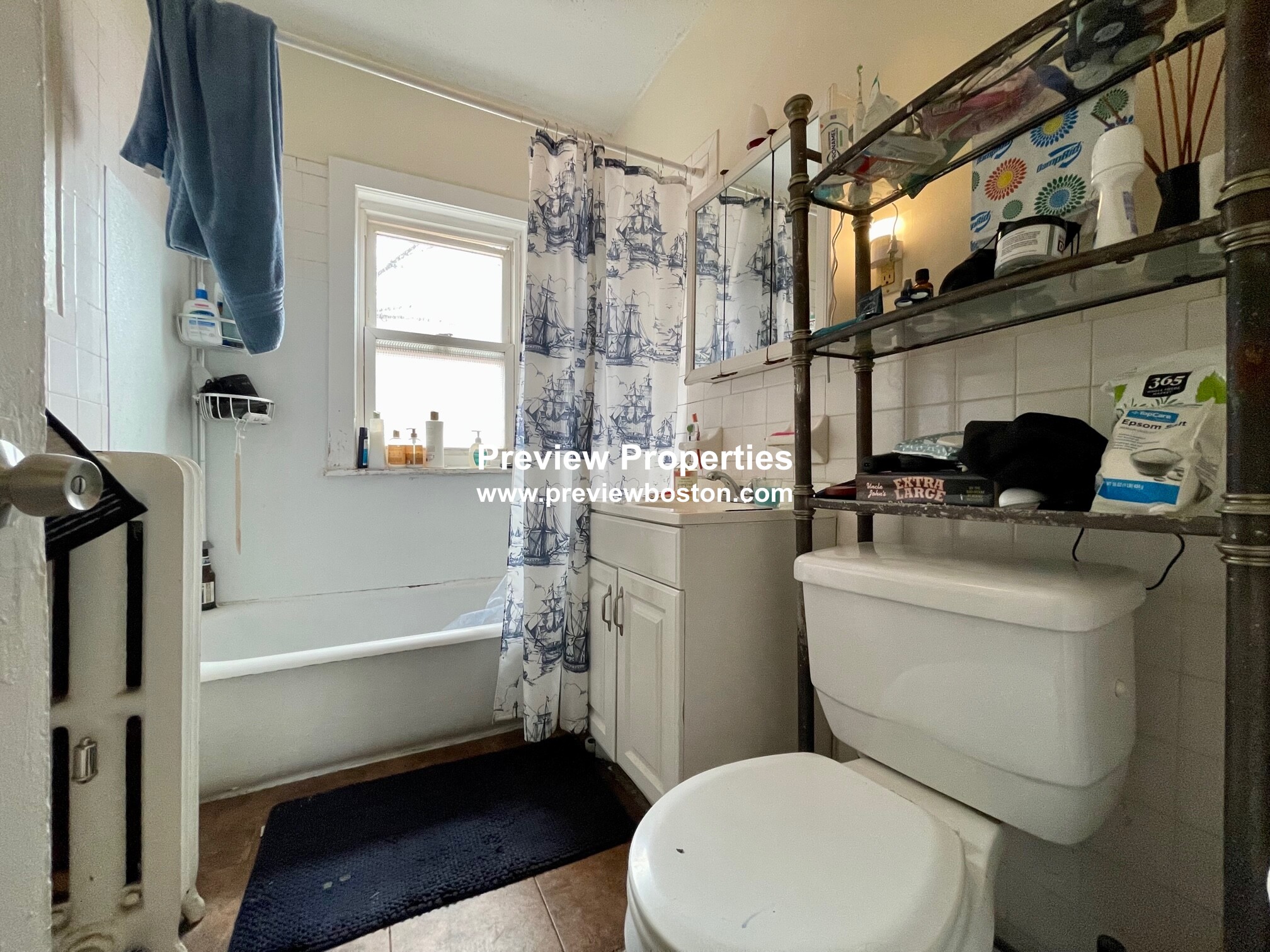 4 bed, 1 bath apartment for rent at 97 Kilsyth Rd Unit 3P, Brighton — photo 2 of 11