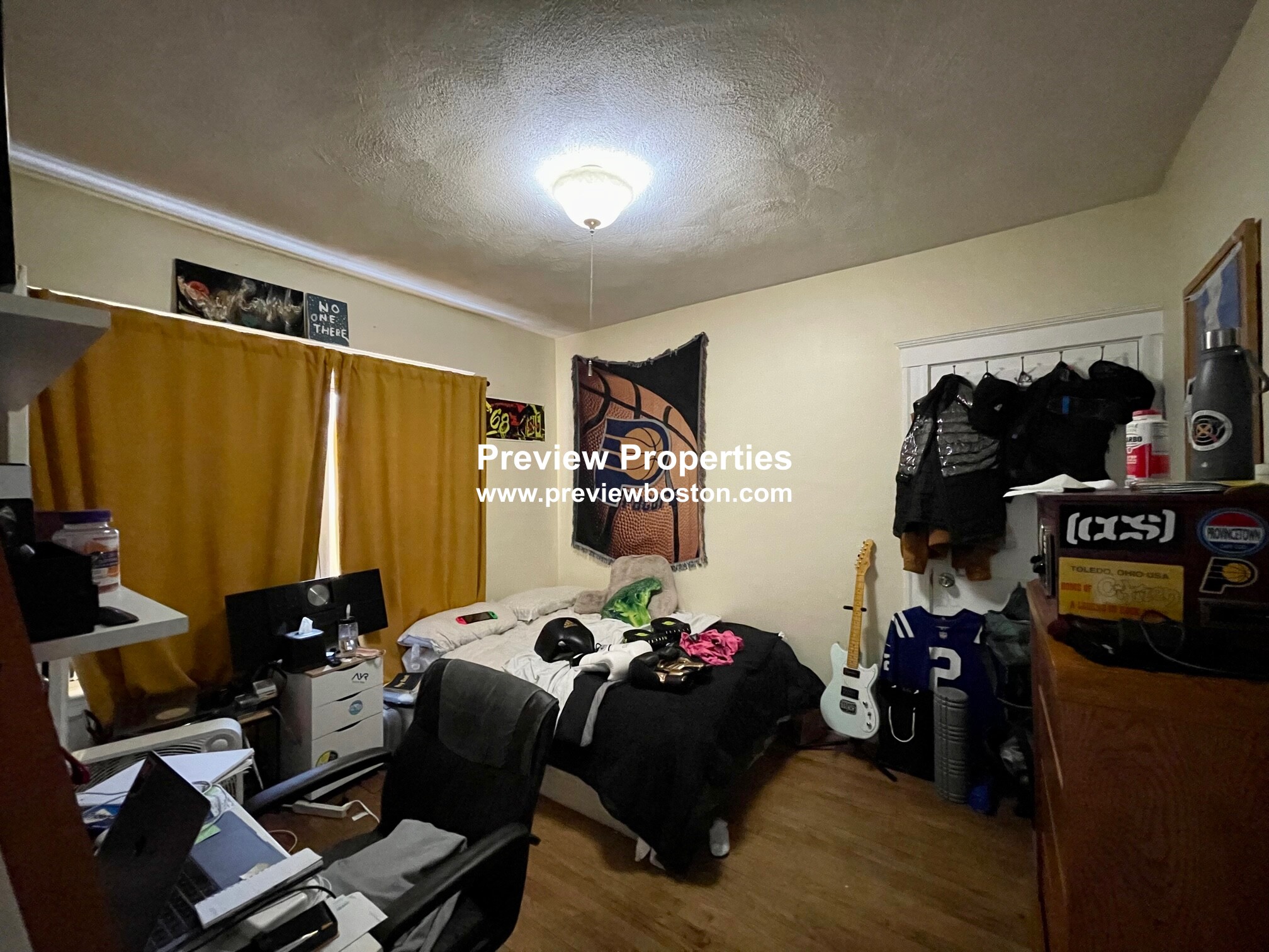 4 bed, 1 bath apartment for rent at 97 Kilsyth Rd Unit 3P, Brighton — photo 10 of 11
