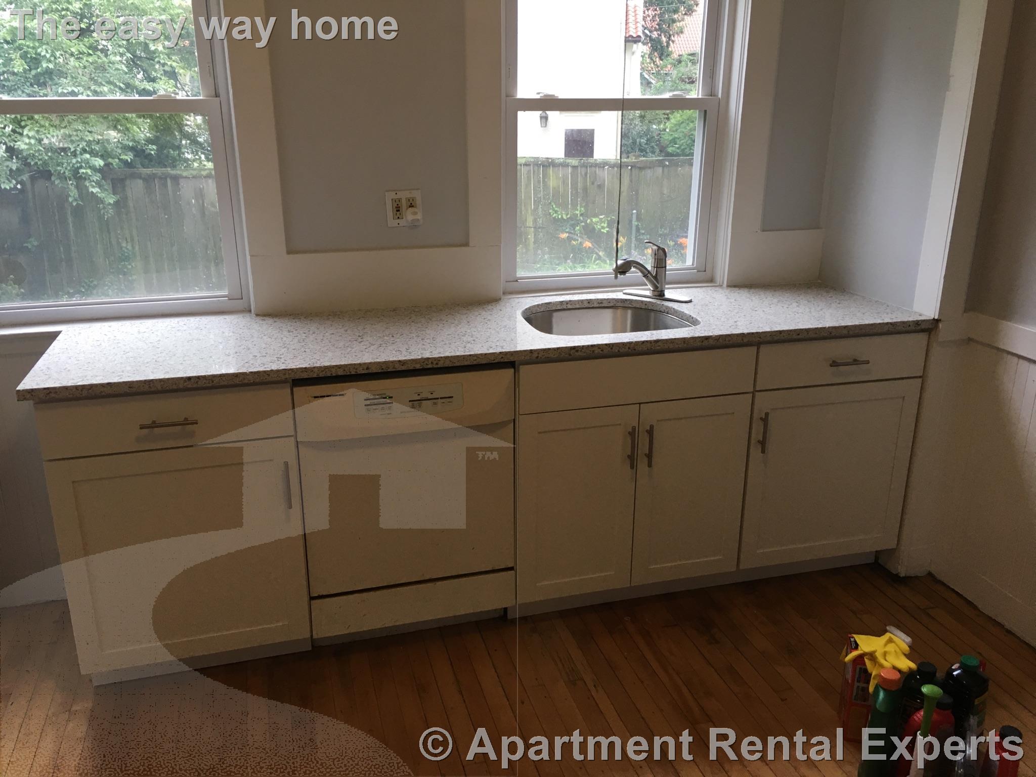 2 bed, 1 bath apartment for rent at 97 Lexington Ave Unit 1, West Cambridge — photo 8 of 9