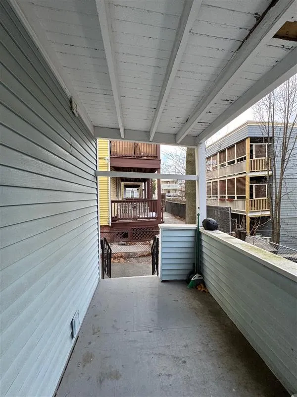 3 bed, 1.5 bath apartment for rent at 97 Marion St Unit 1a, Ward Two — photo 17 of 18