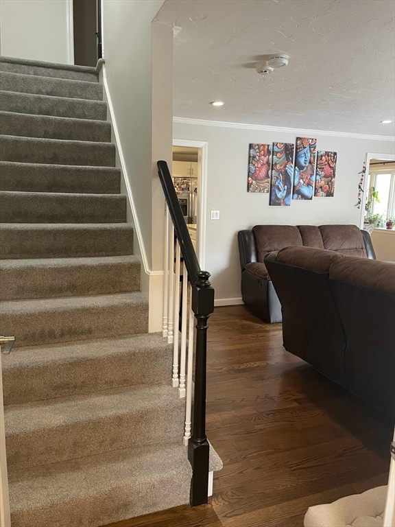 3 bed, 2 bath apartment for rent at 97 Metropolitan Ave Unit 97, Ashland — photo 10 of 24