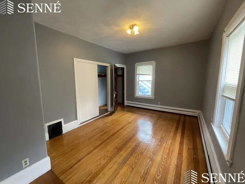 3 bed, 1 bath apartment for rent at 97 Morrison Ave Unit 2, Powder House Square — photo 5 of 15
