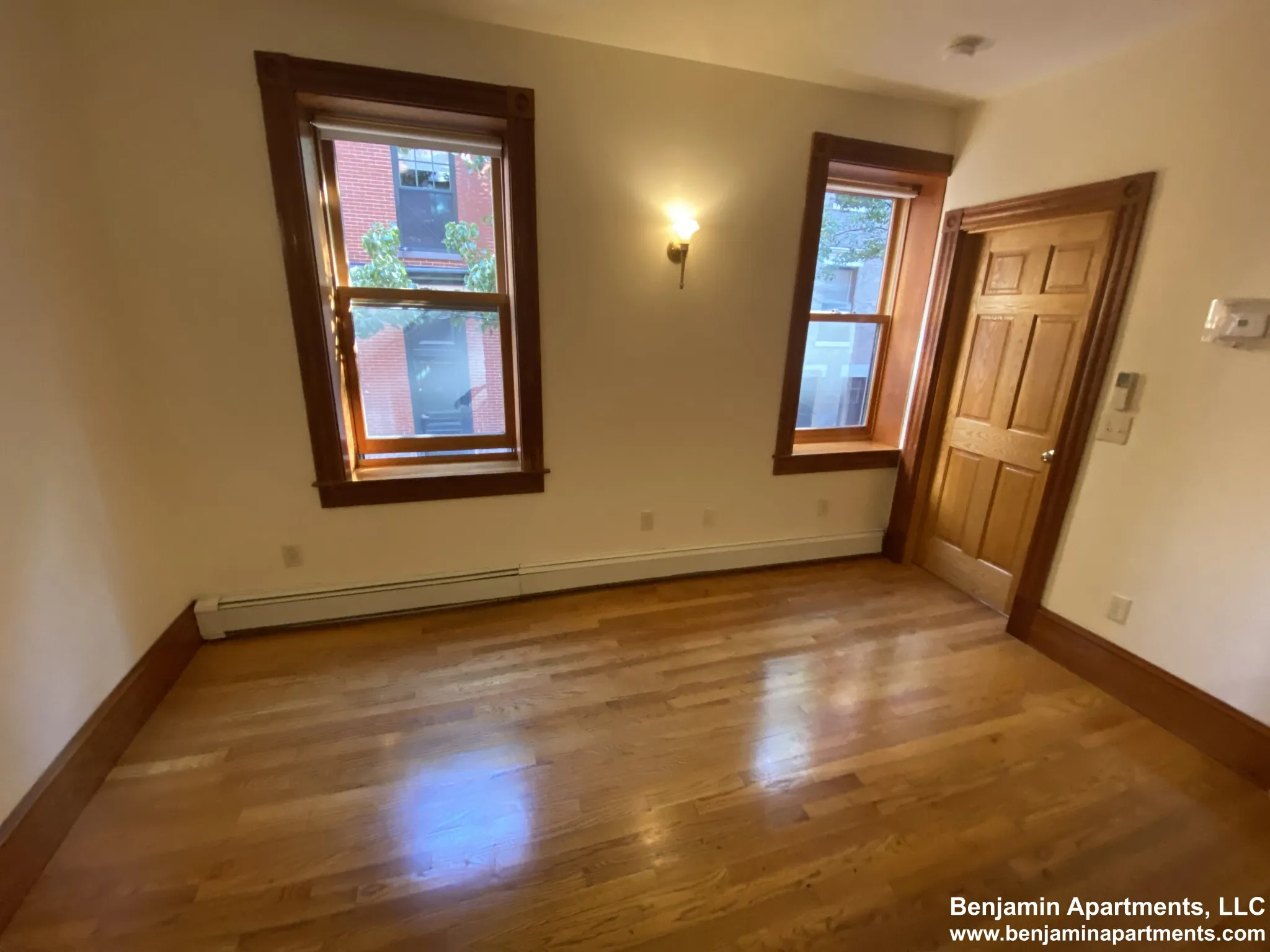 2 bed, 1 bath apartment for rent at 97 Myrtle St Unit 1, Beacon Hill — photo 11 of 23