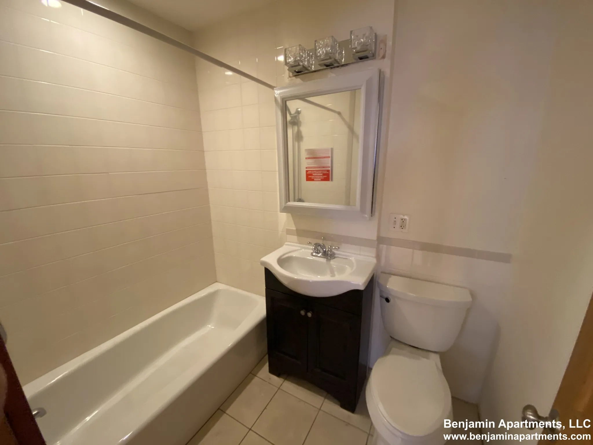 2 bed, 1 bath apartment for rent at 97 Myrtle St Unit 1, Beacon Hill — photo 8 of 23