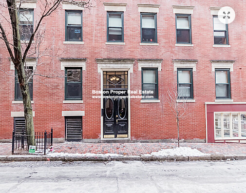 3 bed, 1 bath apartment for rent at 97 Myrtle St Unit 6, Beacon Hill — photo 13 of 16
