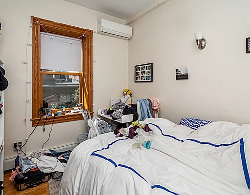 3 bed, 1 bath apartment for rent at 97 Myrtle St Unit 8, Beacon Hill — photo 9 of 11
