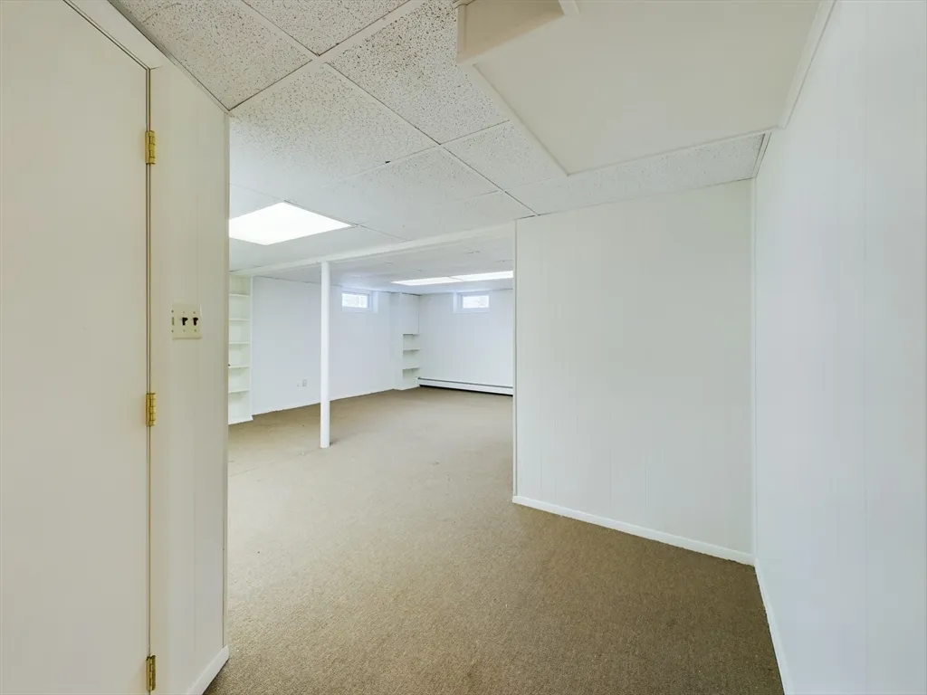 3 bed, 2 bath apartment for rent at 97 Old Post Rd, Sharon — photo 8 of 12
