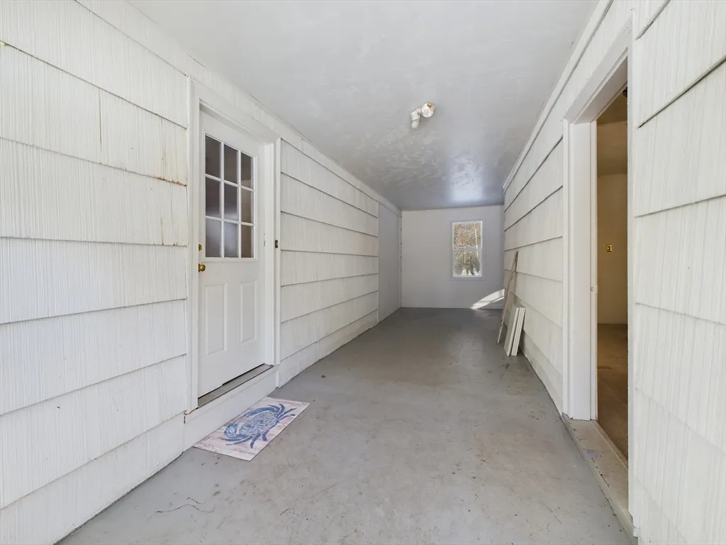 3 bed, 2 bath apartment for rent at 97 Old Post Rd, Sharon — photo 9 of 12