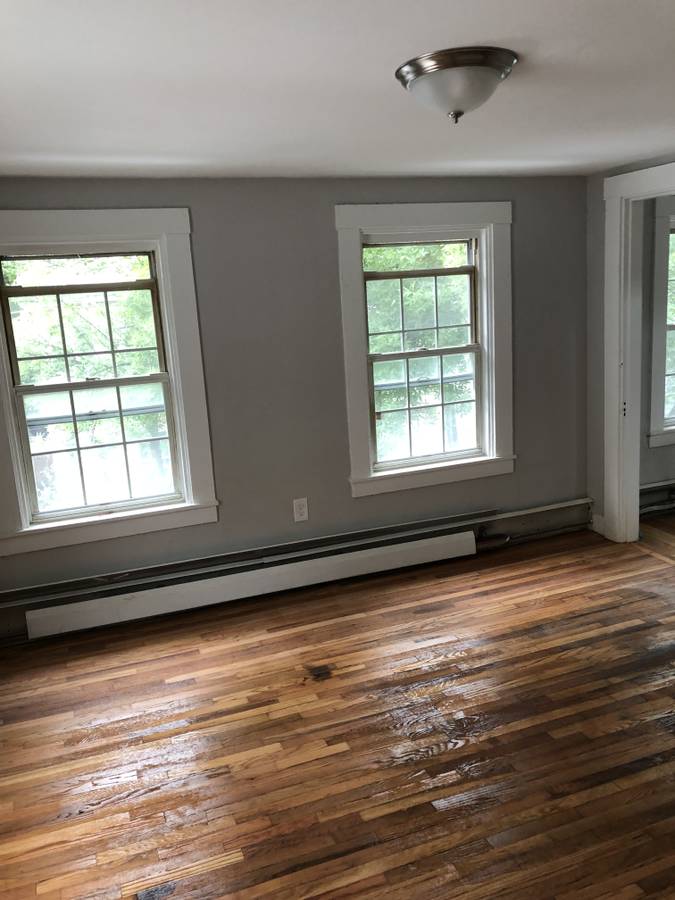 2 bed, 1 bath apartment for rent at 97 Oxford St Unit 2, Spring Hill — photo 3 of 14