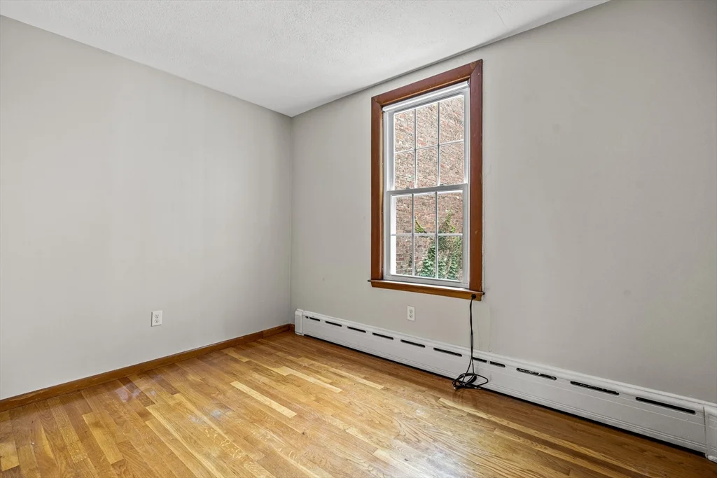 2 bed, 1 bath apartment for rent at 97 Prince St Unit 3, North End — photo 5 of 18