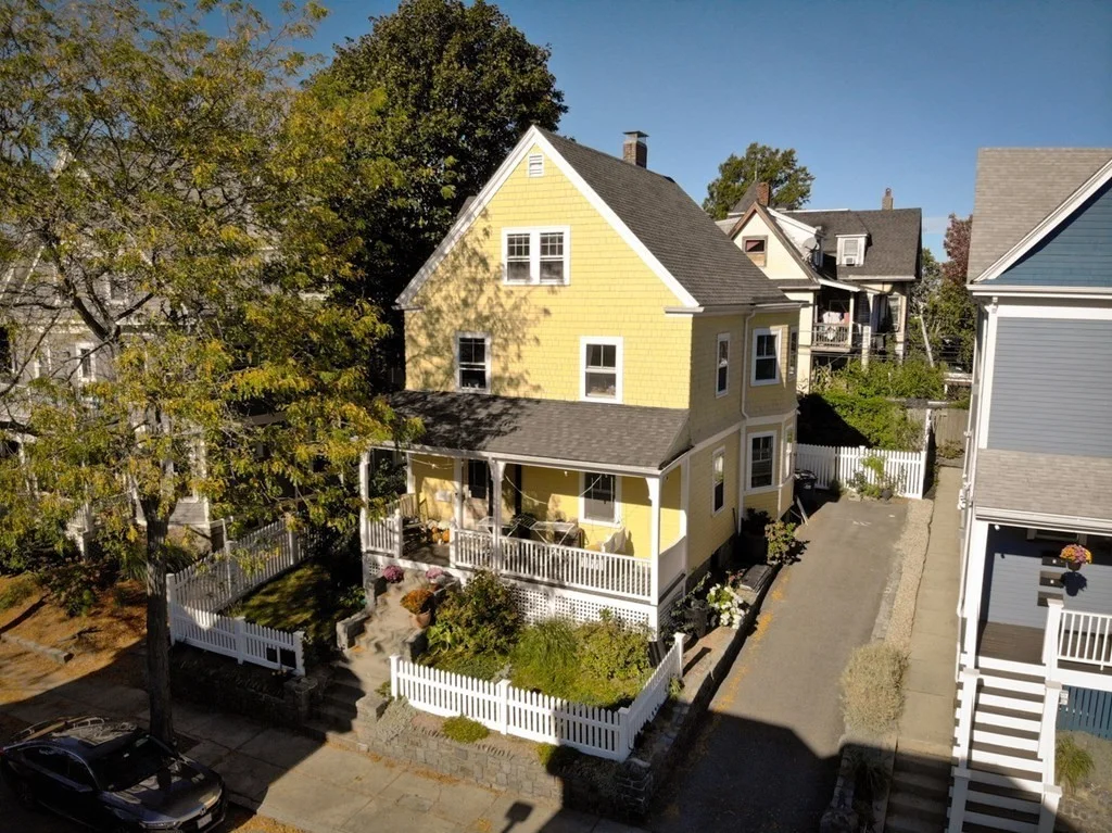 4 bed, 2 bath apartment for rent at 97 Sawyer Ave, Dorchester — photo 4 of 35