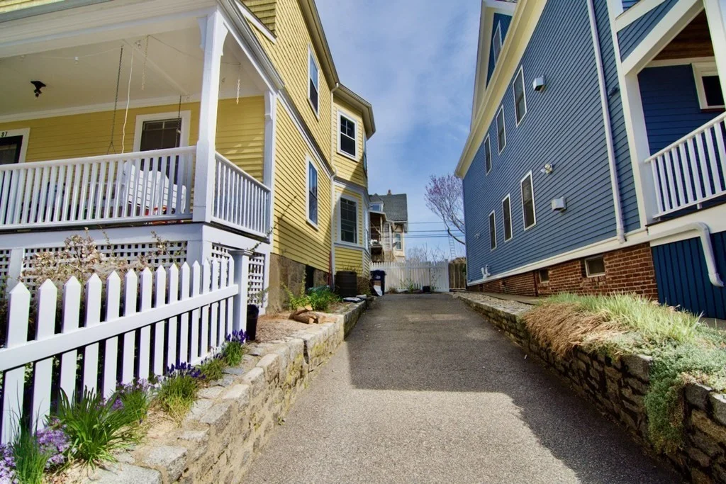 4 bed, 2 bath apartment for rent at 97 Sawyer Ave, Dorchester — photo 34 of 35