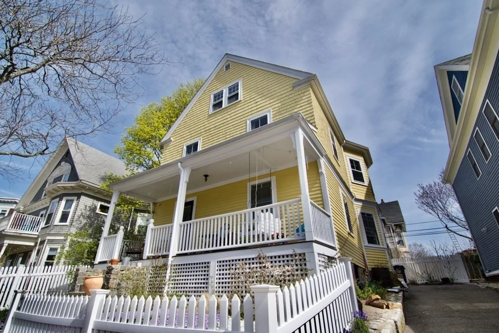 4 bed, 2 bath apartment for rent at 97 Sawyer Ave, Dorchester — photo 2 of 35