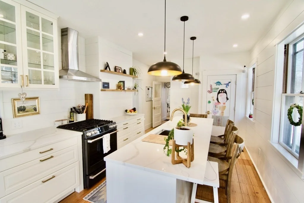 4 bed, 2 bath apartment for rent at 97 Sawyer Ave, Dorchester — photo 1 of 35