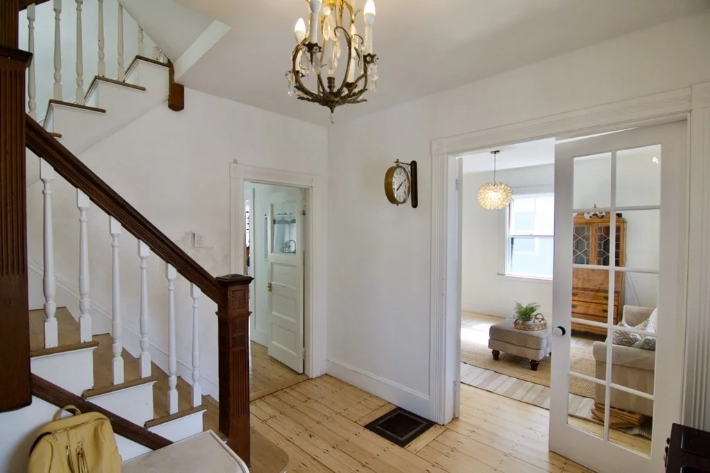 4 bed, 2 bath apartment for rent at 97 Sawyer Ave, Dorchester — photo 5 of 35
