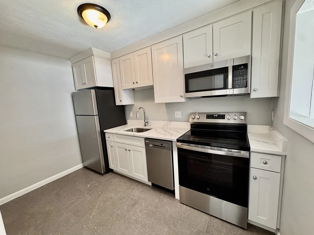 Studio bed, 1 bath apartment for rent at 97 Spring St Unit A5, West Roxbury