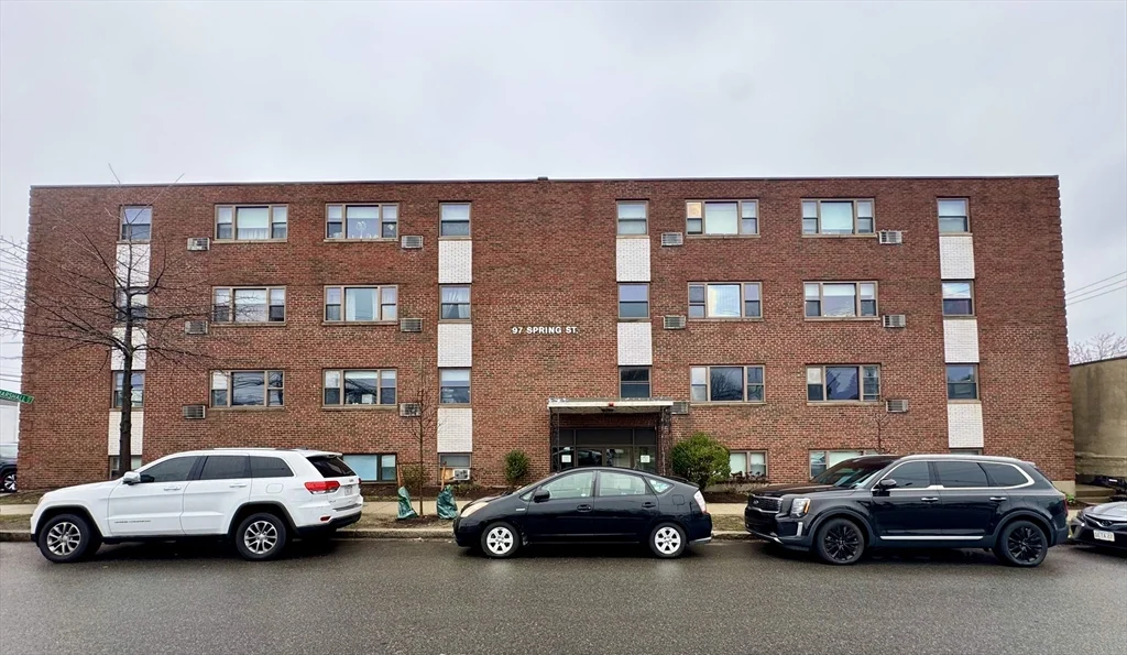 1 bed, 1 bath apartment for rent at 97 Spring St Unit C5, West Roxbury — photo 12 of 12