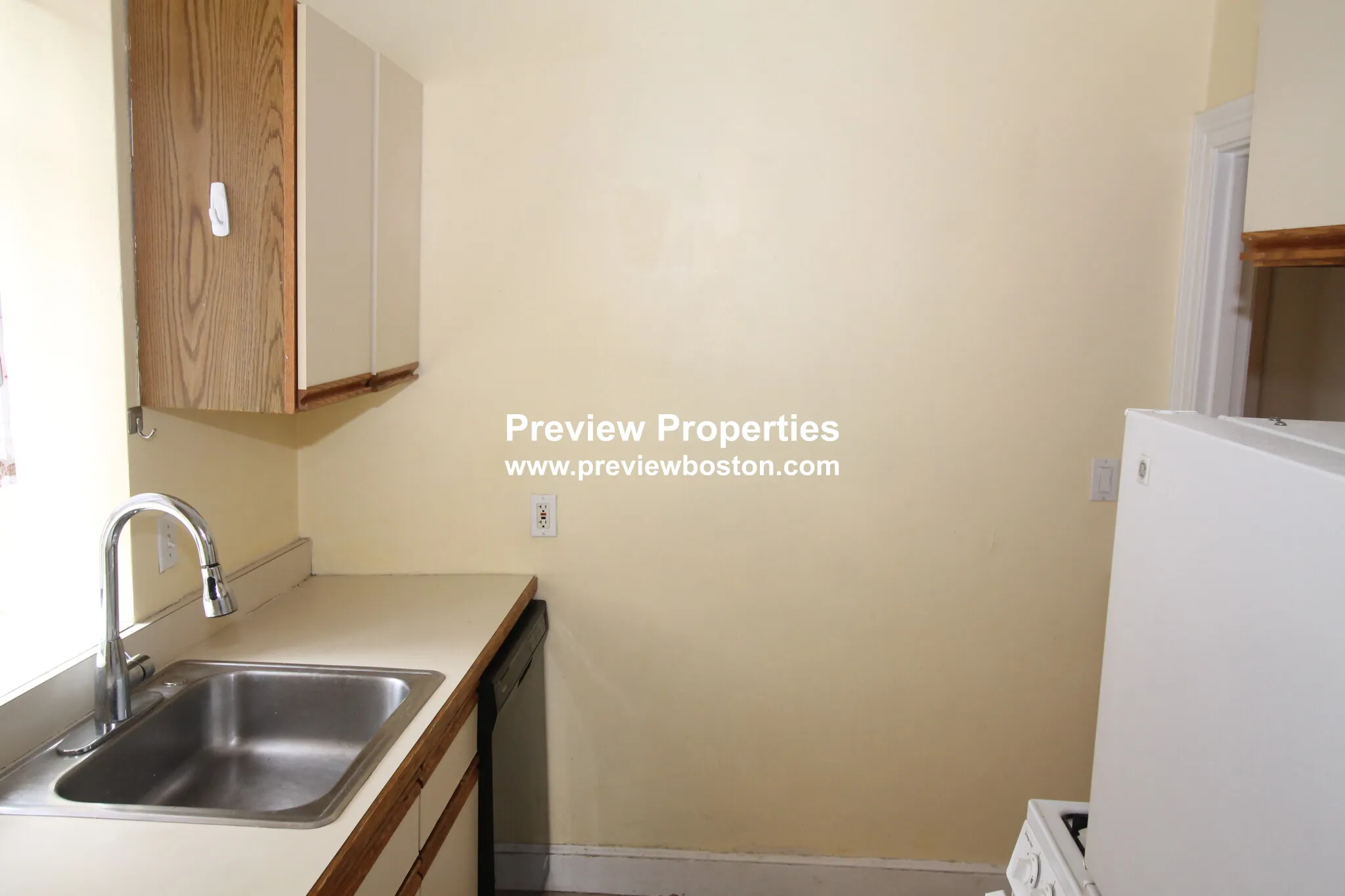 1 bed, 1 bath apartment for rent at 97 Strathmore Rd Unit 7P, Brighton — photo 12 of 24