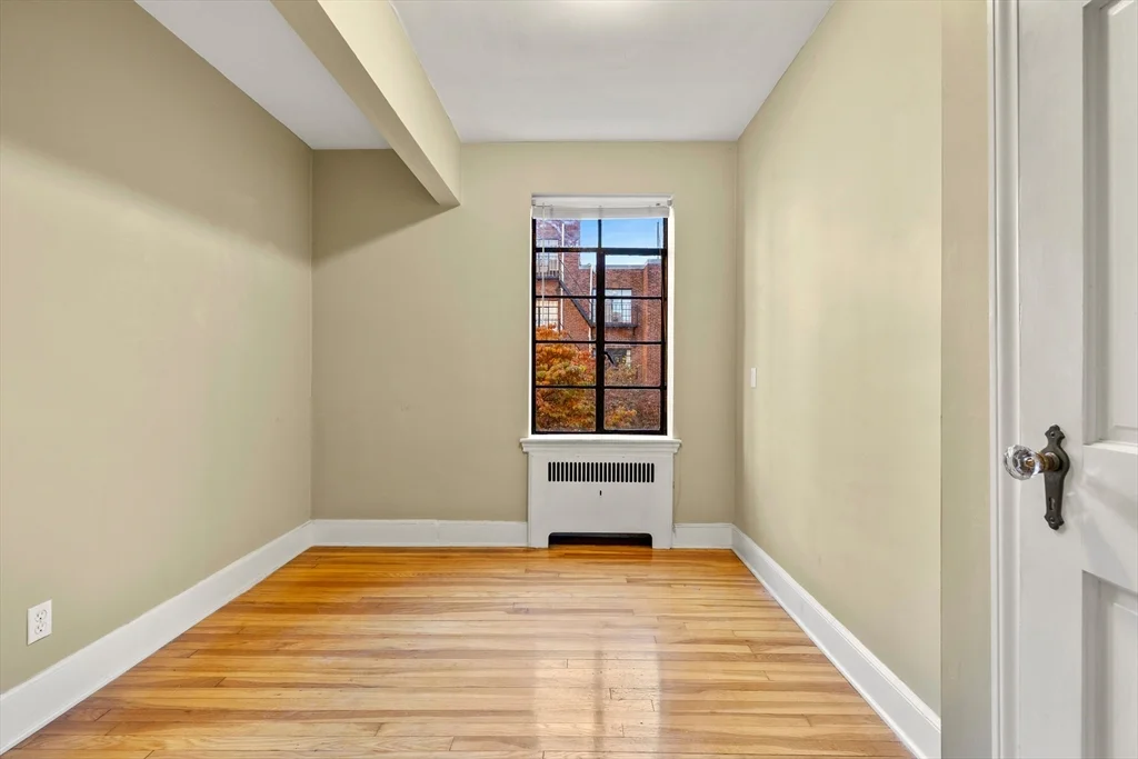 2 bed, 1 bath apartment for rent at 97 Strathmore Rd Unit 8, Brighton — photo 8 of 18