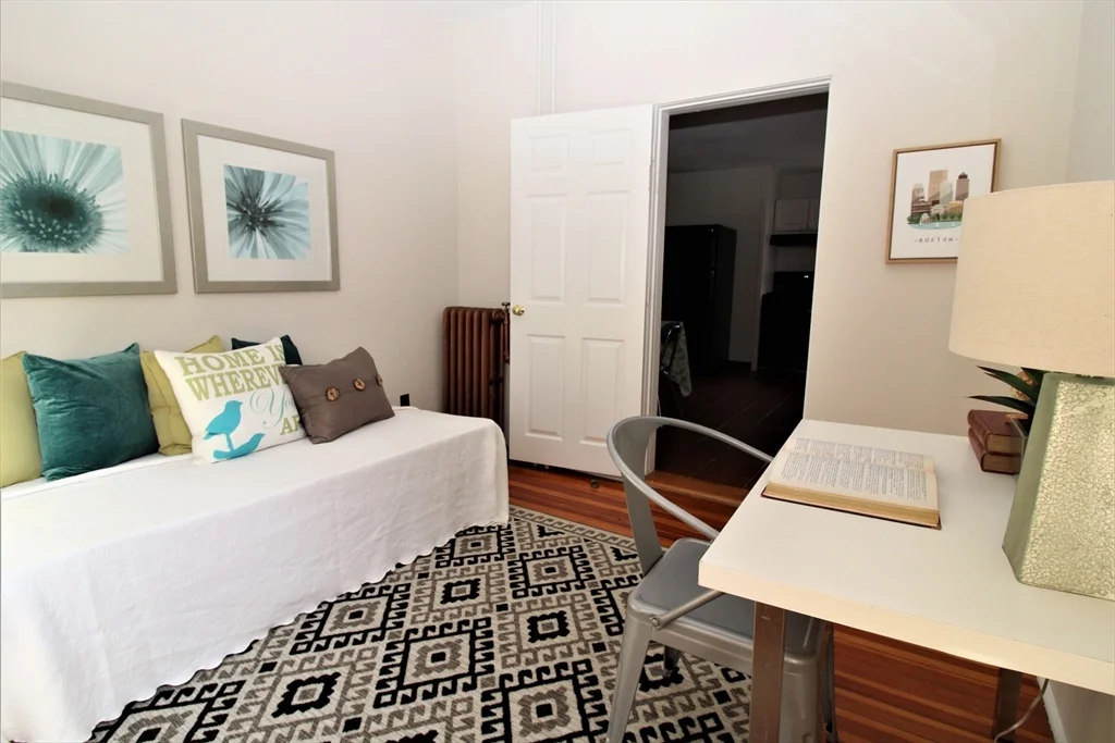 2 bed, 1 bath apartment for rent at 97 Wachusett St Unit 2, Jamaica Plain — photo 14 of 17
