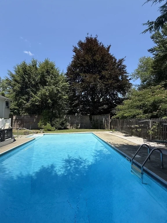 3 bed, 2 bath apartment for rent at 97 Walnut St, Natick — photo 19 of 20