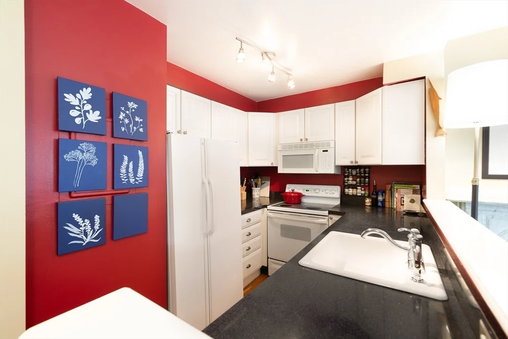 1 bed, 1 bath apartment for rent at 97 Waltham St Unit 4, South End — photo 6 of 16