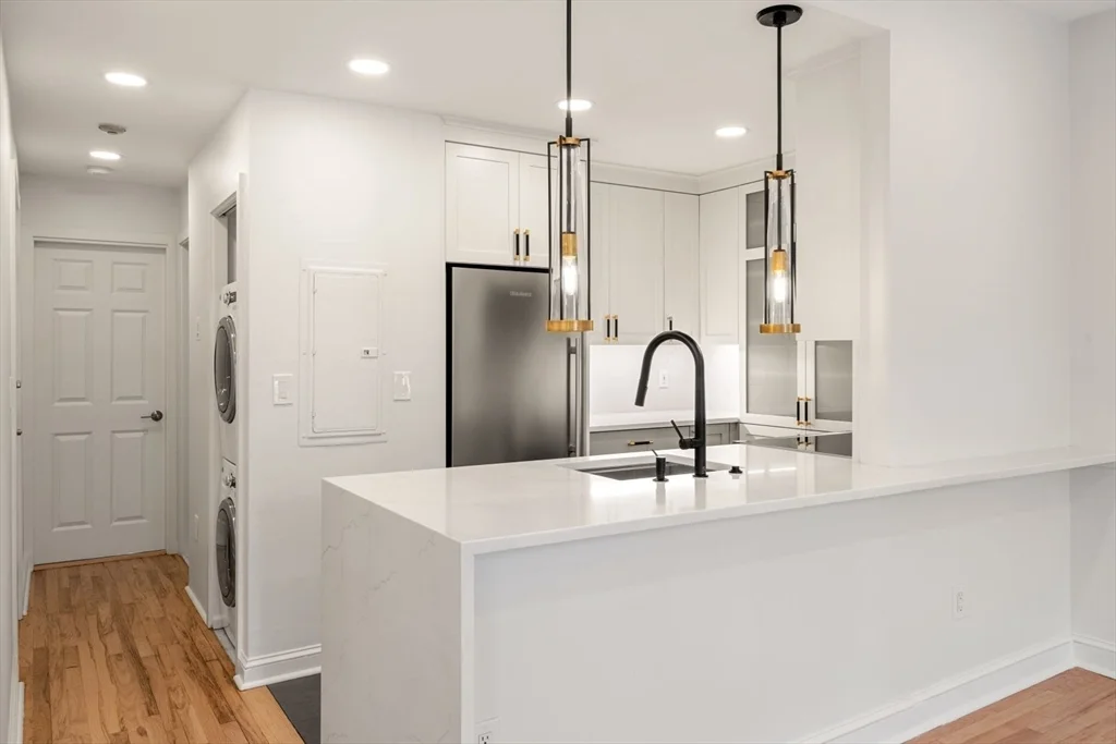 1 bed, 1 bath apartment for rent at 97 Waltham St Unit 5, South End — photo 9 of 24
