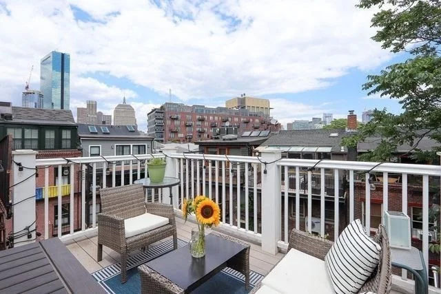 2 bed, 1 bath apartment for rent at 97 Waltham St Unit 6, South End