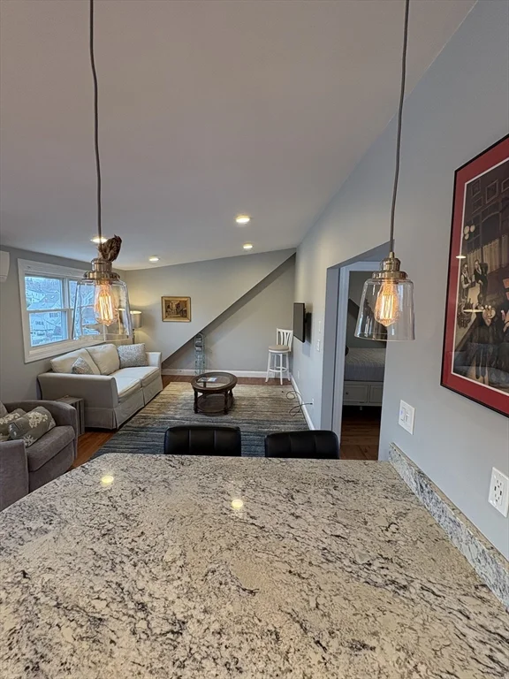 1 bed, 1 bath apartment for rent at 97 Washington St Unit 3, Gloucester — photo 14 of 15