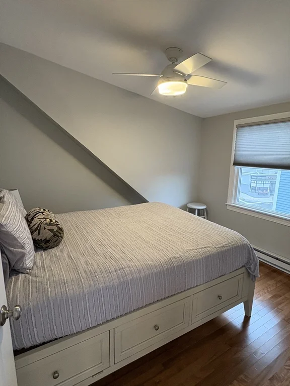 1 bed, 1 bath apartment for rent at 97 Washington St Unit 3, Gloucester — photo 12 of 15