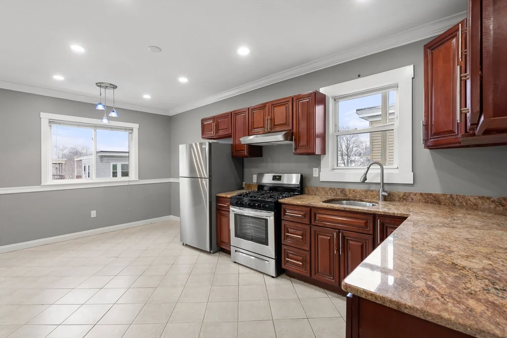 3 bed, 1 bath apartment for rent at 97 Welles Ave Unit 3, Dorchester — photo 2 of 10