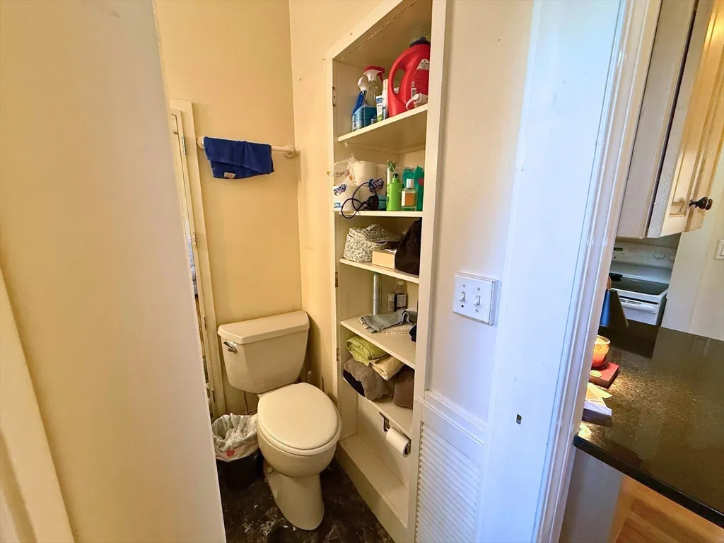1 bed, 1 bath apartment for rent at 97 West Cedar St Unit 1, Beacon Hill — photo 9 of 12