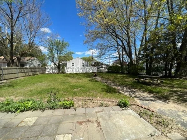 3 bed, 2 bath apartment for rent at 97 Windmill Unit 1, North Providence — photo 16 of 19