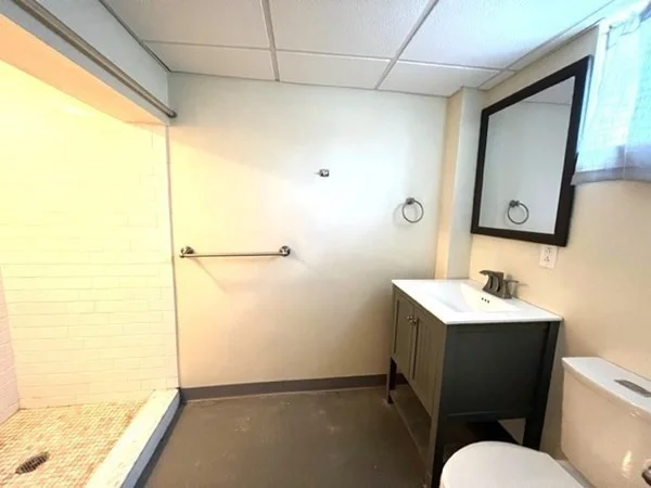 3 bed, 2 bath apartment for rent at 97 Windmill Unit 1, North Providence — photo 10 of 19