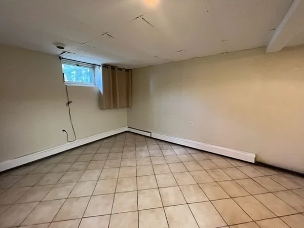 3 bed, 2 bath apartment for rent at 97 Windmill Unit 1, North Providence — photo 13 of 19