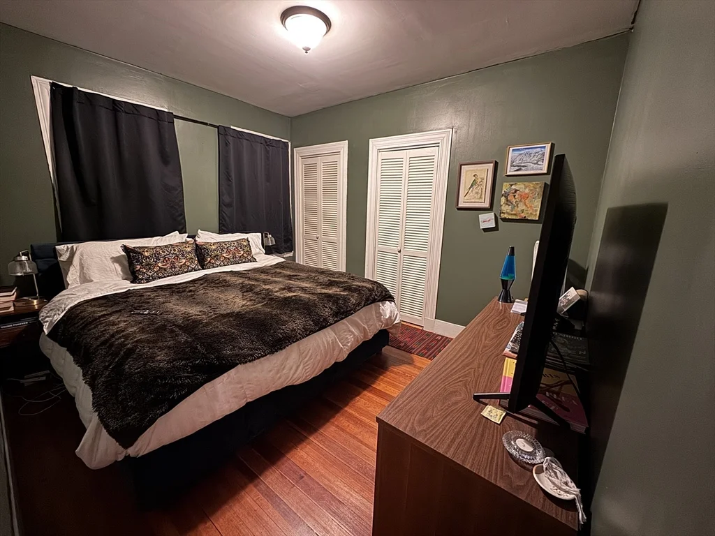 3 bed, 1 bath apartment for rent at 971 Broadway Unit 1, Davis Square — photo 14 of 21