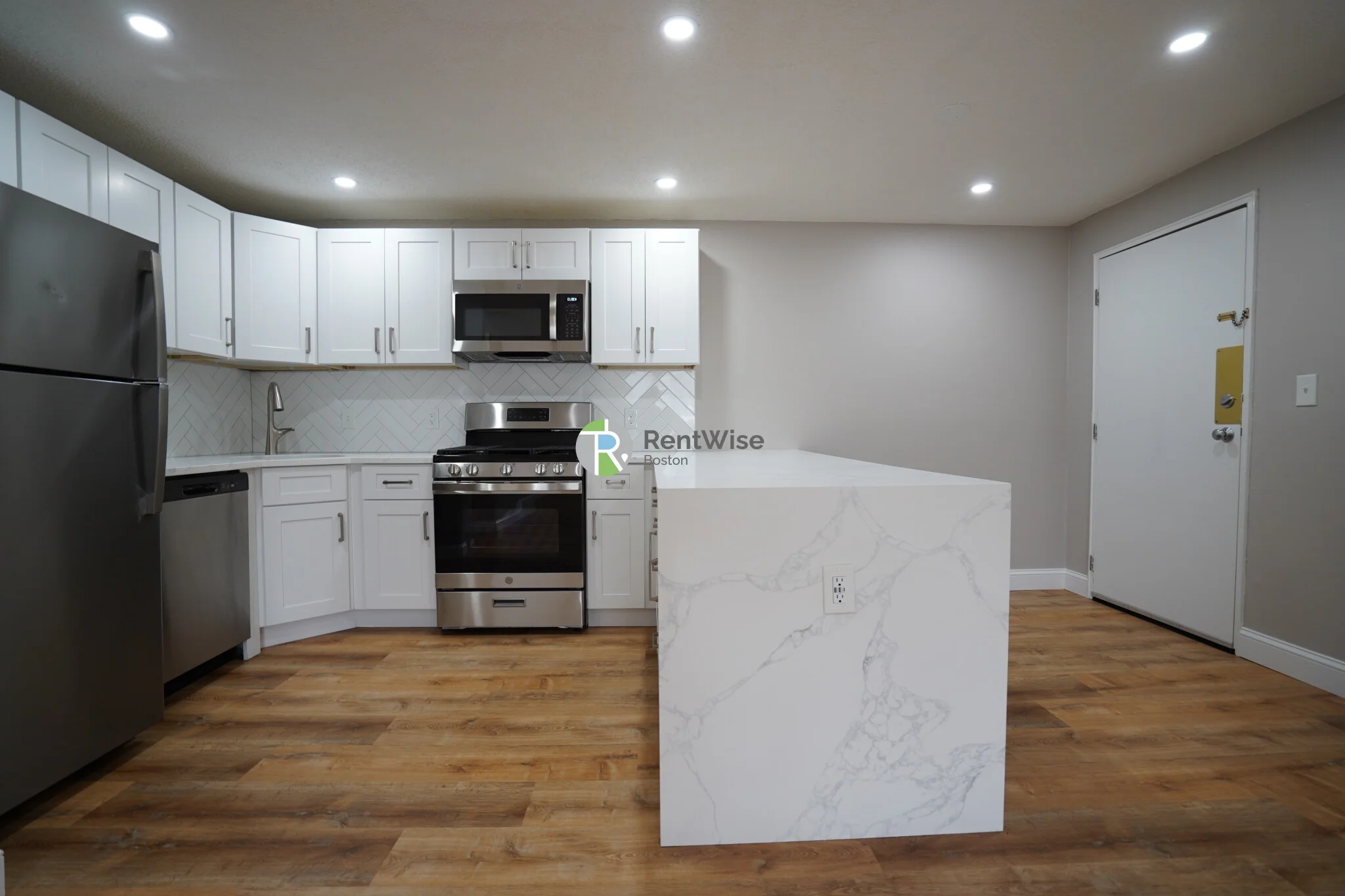 1 bed, 1 bath apartment for rent at 971 Fellsway Unit 9, Medford — photo 4 of 18