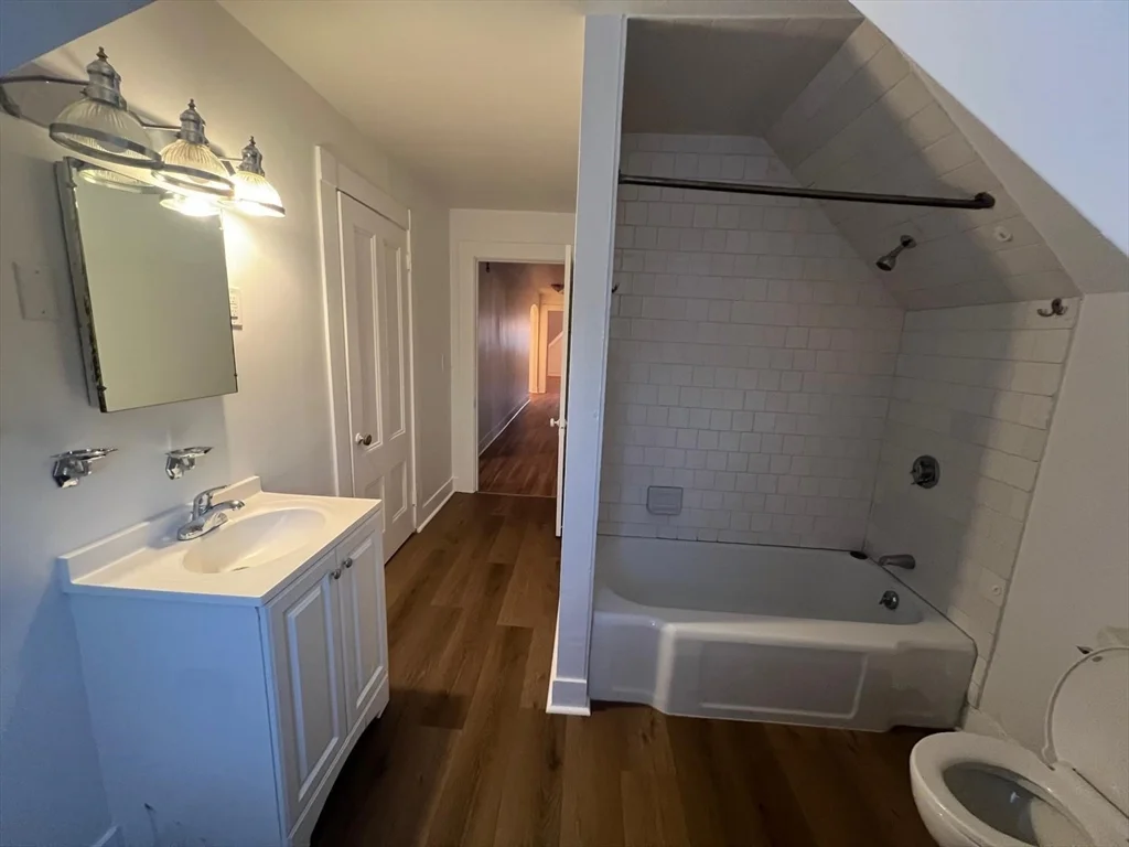3 bed, 1 bath apartment for rent at 974 Plymouth Ave Unit 3, Fall River — photo 8 of 9