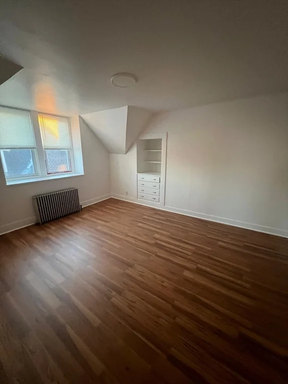3 bed, 1 bath apartment for rent at 974 Plymouth Ave Unit 3, Fall River — photo 5 of 9