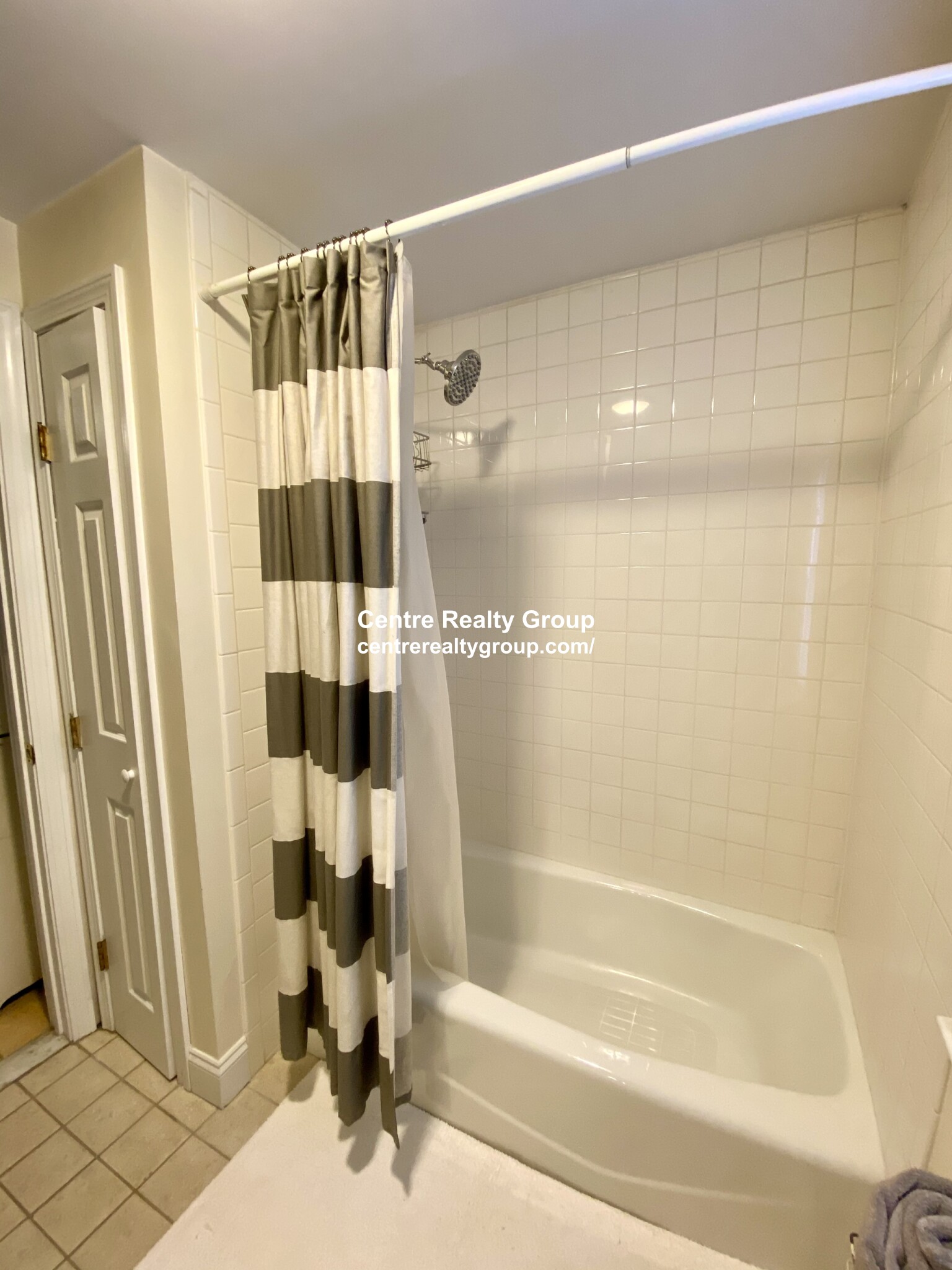 2 bed, 1 bath apartment for rent at 975 Chestnut St Unit 1, Newton Upper Falls — photo 7 of 7