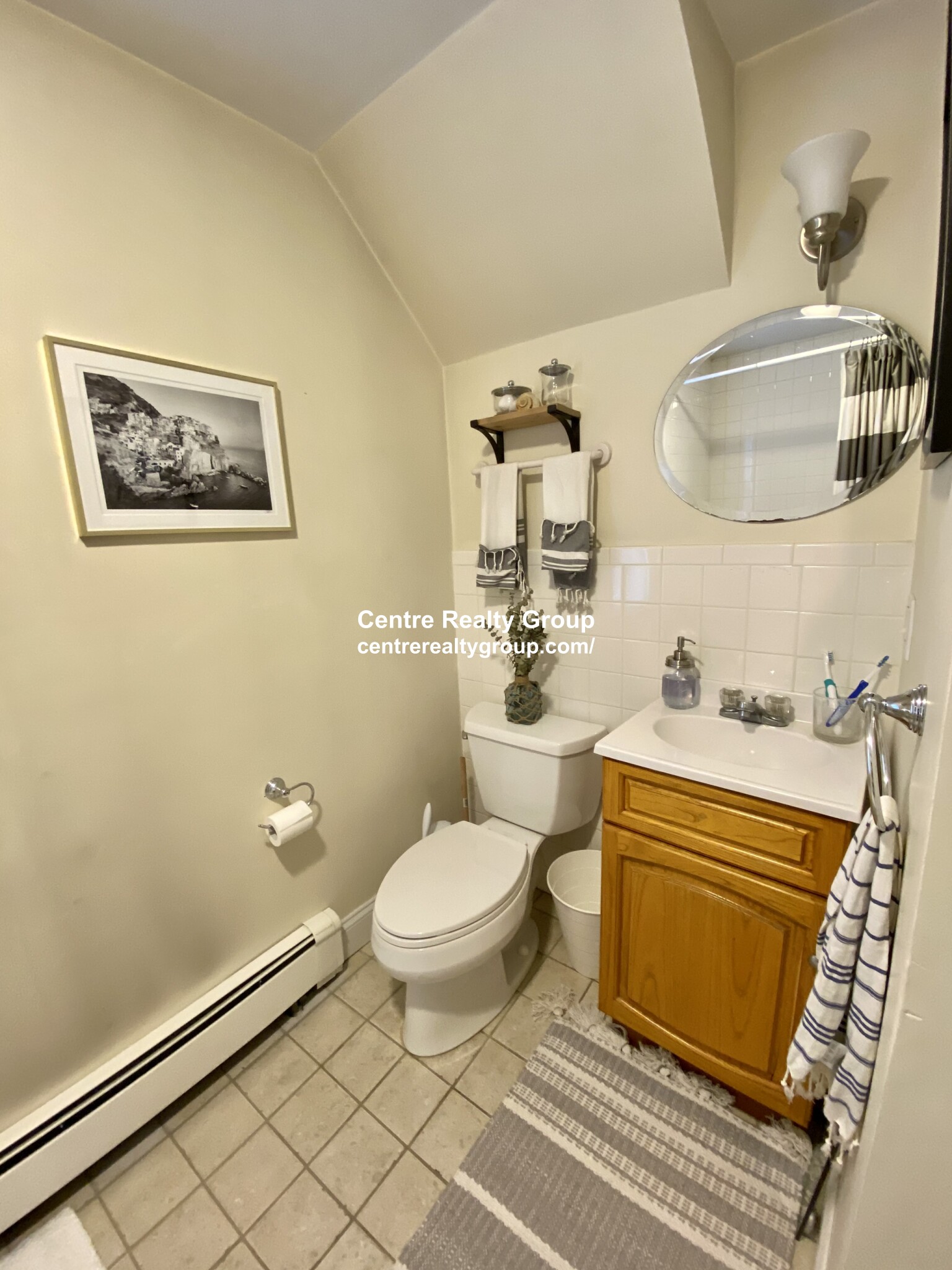 2 bed, 1 bath apartment for rent at 975 Chestnut St Unit 1, Newton Upper Falls — photo 6 of 7