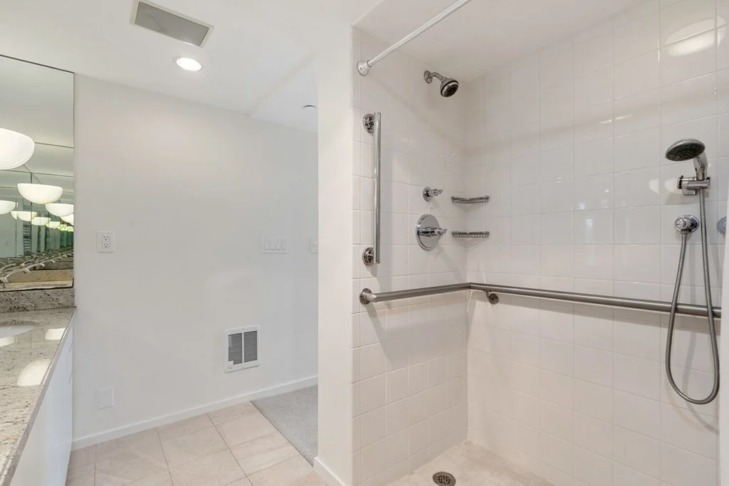 3 bed, 2 bath apartment for rent at 975 Memorial Dr Unit 204, West Cambridge — photo 23 of 36