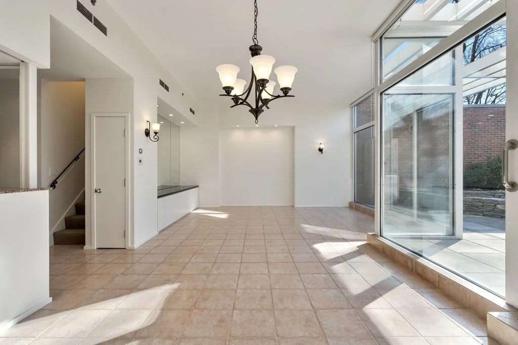 3 bed, 2 bath apartment for rent at 975 Memorial Dr Unit 204, West Cambridge — photo 3 of 36