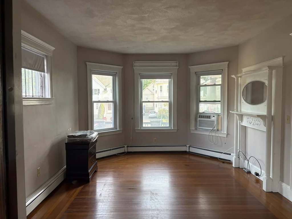 3 bed, 1 bath apartment for rent at 977 South St Unit 1, Roslindale — photo 2 of 26
