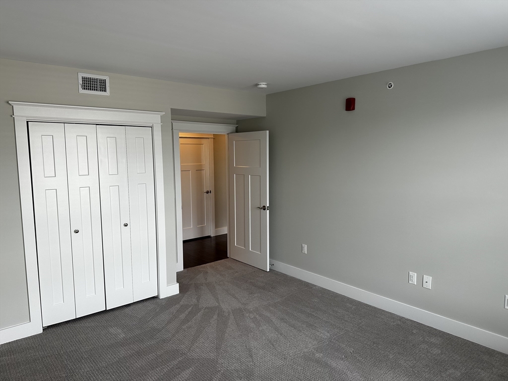 2 bed, 2 bath apartment for rent at 978 Worcester St Unit 407, Wellesley — photo 3 of 7